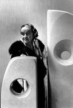 Barbara Hepworth, 1966. Photo by Erling Mandelmann (Creative Commons licence)