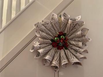 Victorian Inspired Christmas Wreath using paper and old decorations